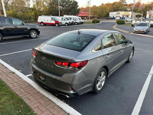 2018 Hyundai SONATA SEL