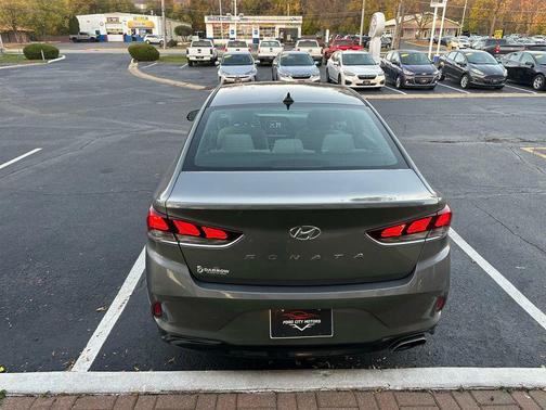 2018 Hyundai SONATA SEL