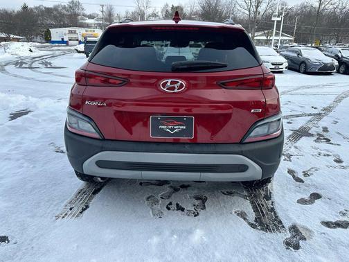 2023 Hyundai KONA SEL