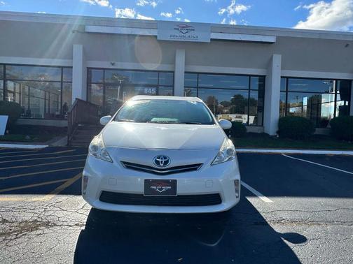 2014 Toyota Prius v Two
