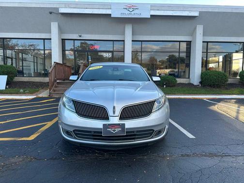 2015 Lincoln MKS Base