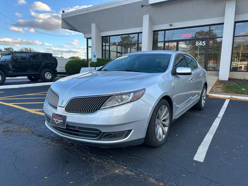 2015 Lincoln MKS Base