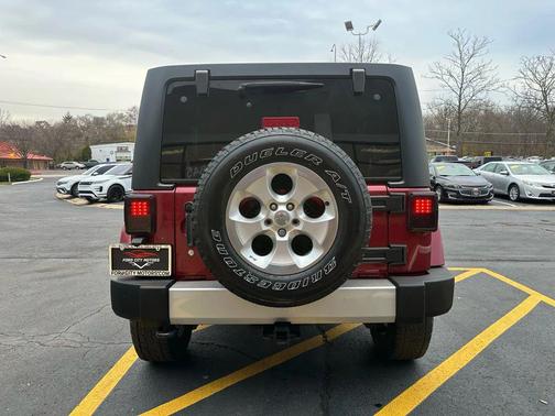 2013 Jeep Wrangler Unlimited Sahara