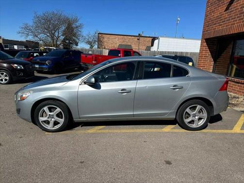 2013 Volvo S60 T5