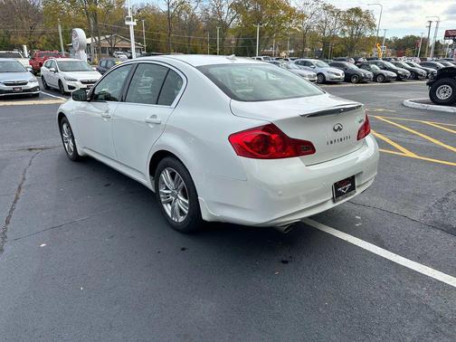 2013 INFINITI G37x Base