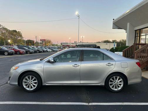 2012 Toyota Camry Hybrid XLE