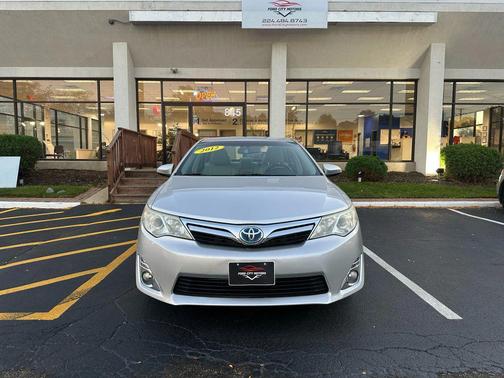 2012 Toyota Camry Hybrid XLE