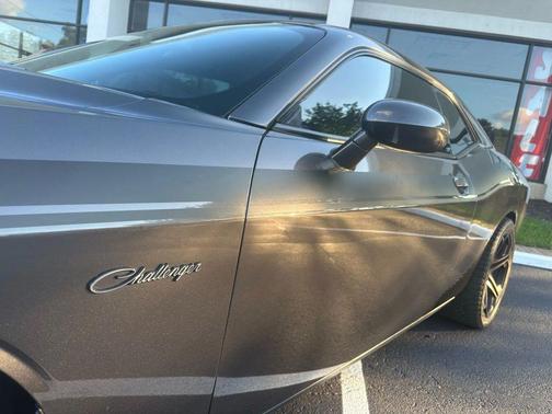 2015 Dodge Challenger R/T Plus