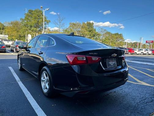 2017 Chevrolet Malibu 1LS