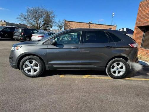 2016 Ford Edge SE