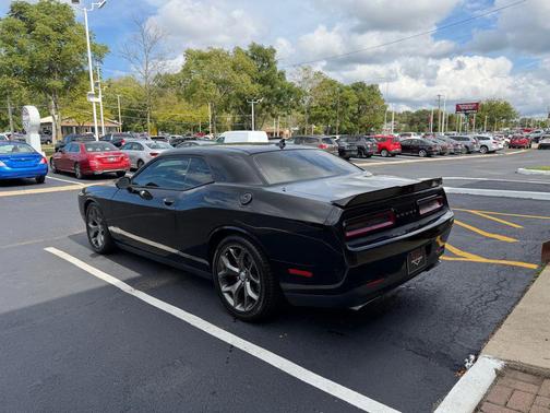 2015 Dodge Challenger R/T Plus