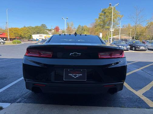 2017 Chevrolet Camaro 1LT