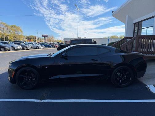 2017 Chevrolet Camaro 1LT