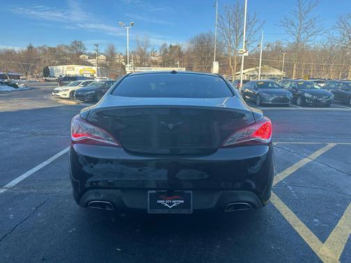 2014 Hyundai Genesis Coupe 2.0T Premium