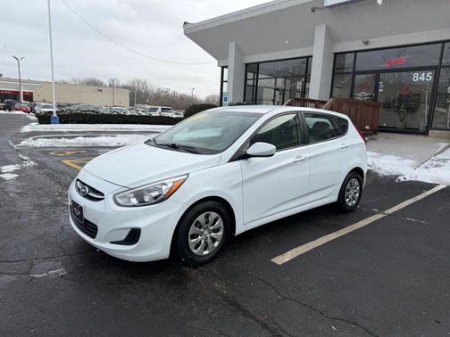 2017 Hyundai Accent SE