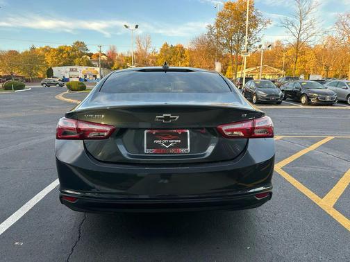 2020 Chevrolet Malibu FWD LT
