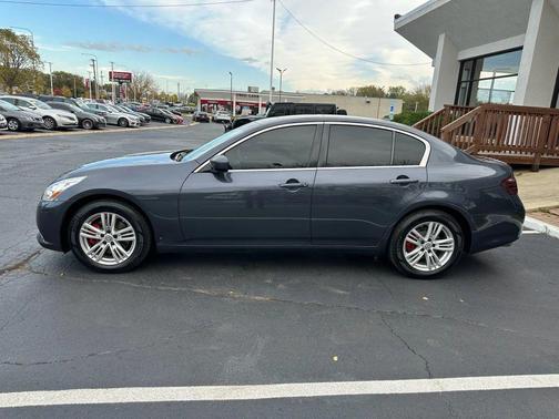 2012 INFINITI G37x Base