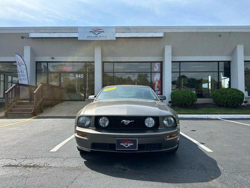 2005 Ford Mustang GT