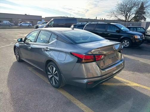 2022 Nissan Altima 2.5 SV