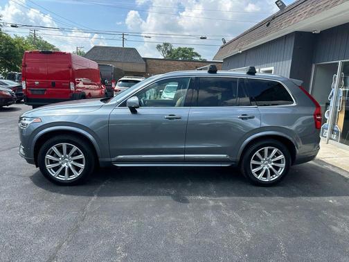 2018 Volvo XC90 T6 Inscription