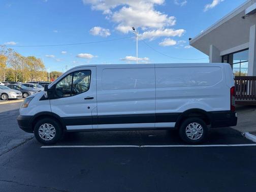 2016 Ford Transit-150 Base