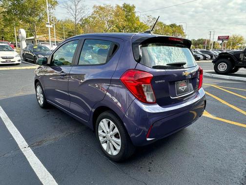 2017 Chevrolet Spark 1LT