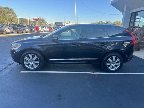 2016 Volvo XC60 T6 Platinum