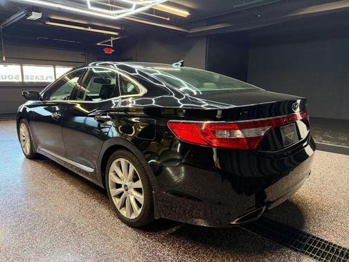 Black Onyx Pearl 2014 Hyundai Azera Limited