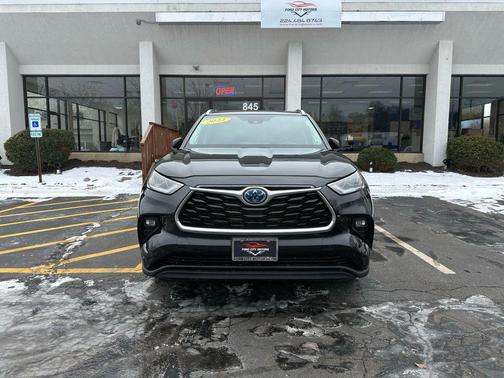 2023 Toyota Highlander Hybrid Limited