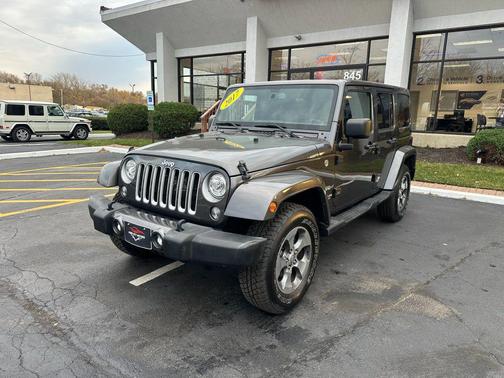 2017 Jeep Wrangler Unlimited Sahara