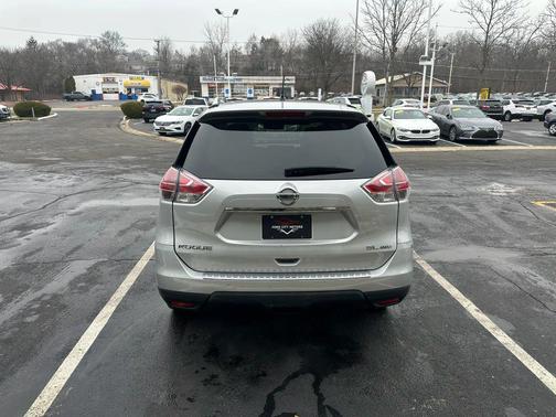 2016 Nissan Rogue SL