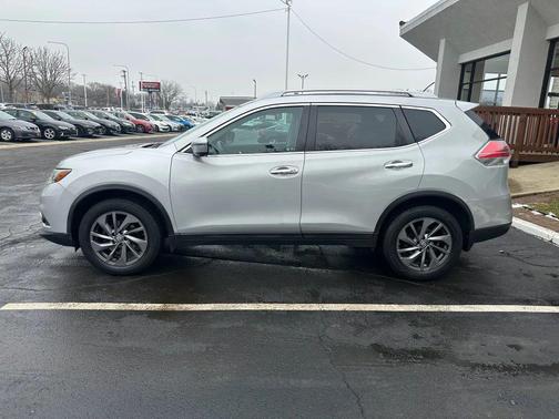 2016 Nissan Rogue SL