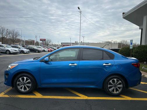2022 Kia Rio S