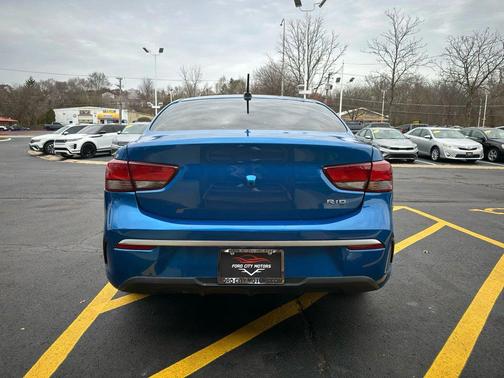 2022 Kia Rio S