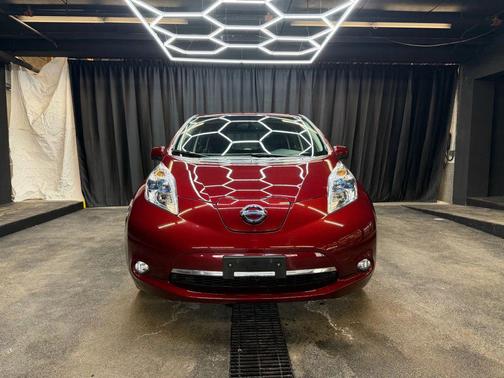 2017 Nissan Leaf SL