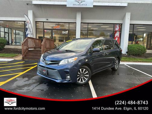 2020 Toyota Sienna XLE