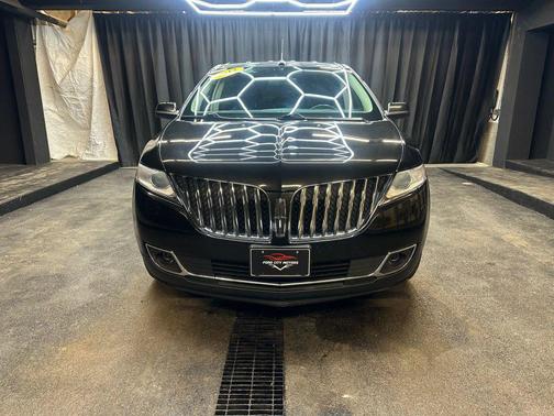 2013 Lincoln MKX Base