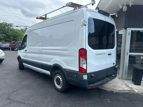 2018 Ford Transit-250 Base