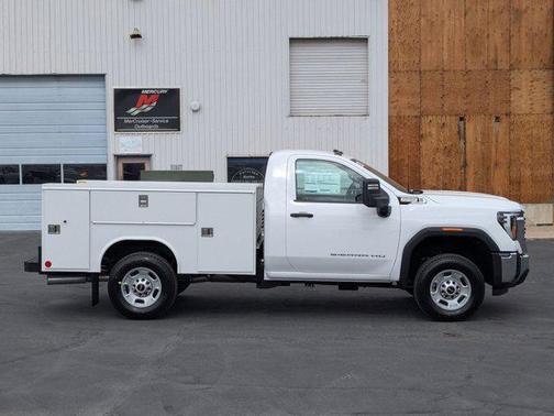 2025 GMC Sierra 2500 Base