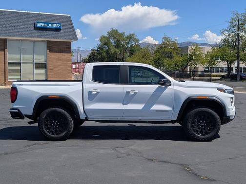 Summit White 2026 GMC Canyon Elevation