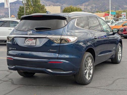 2022 Buick Enclave AWD Avenir