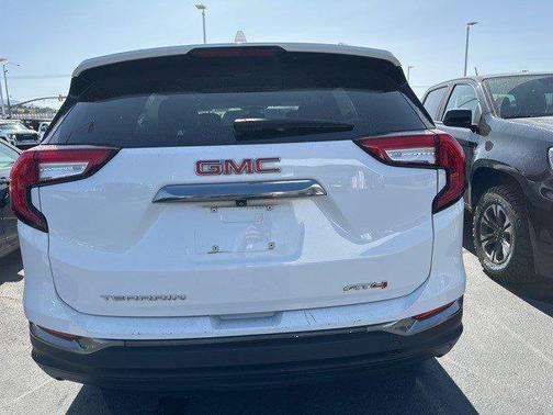 2023 GMC Terrain AWD AT4