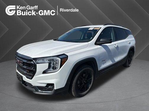 2023 GMC Terrain AWD AT4