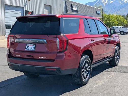 2023 GMC Yukon 4WD AT4