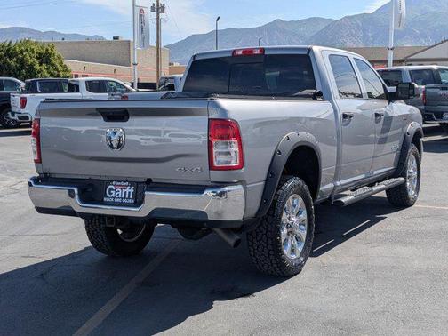 2020 RAM 2500 Tradesman Crew Cab 4X4 6'4' Box
