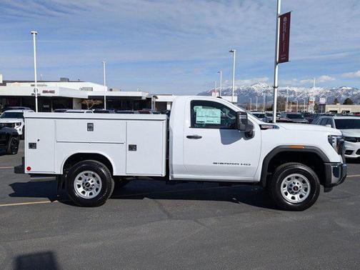 2025 GMC Sierra 3500 Base