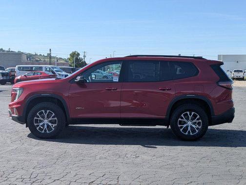 2025 GMC Acadia AWD AT4