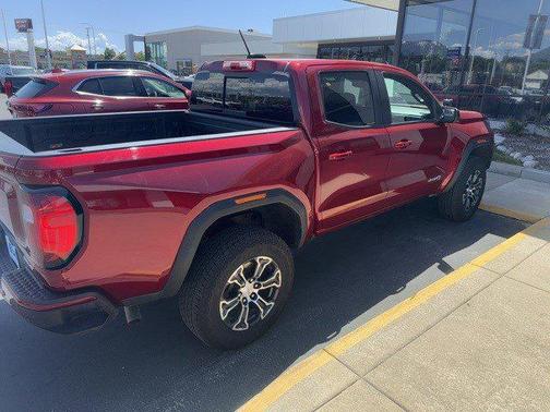 2023 GMC Canyon Base