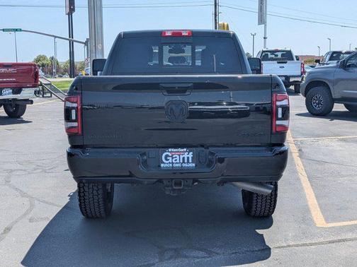 2024 RAM 2500 Laramie Crew Cab 4x4 6'4' Box