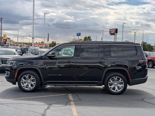 2022 Jeep Wagoneer Series II 4x4